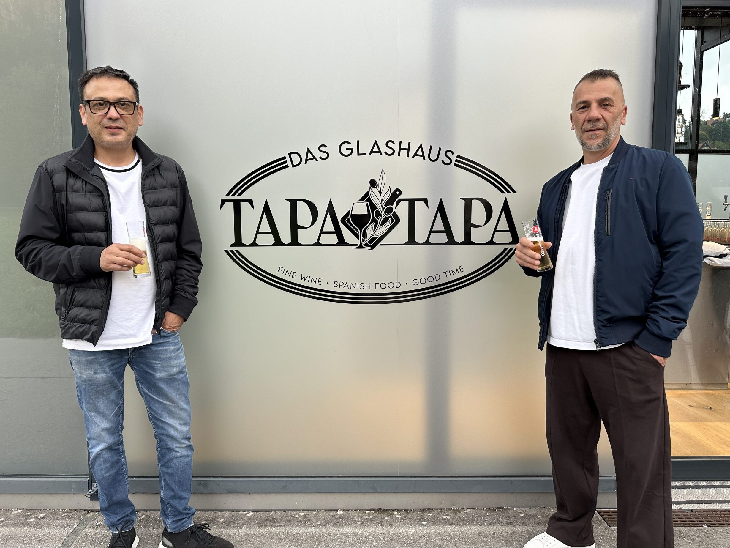 Zwei neue Gastronomen nehmen sich dem Glashaus an.