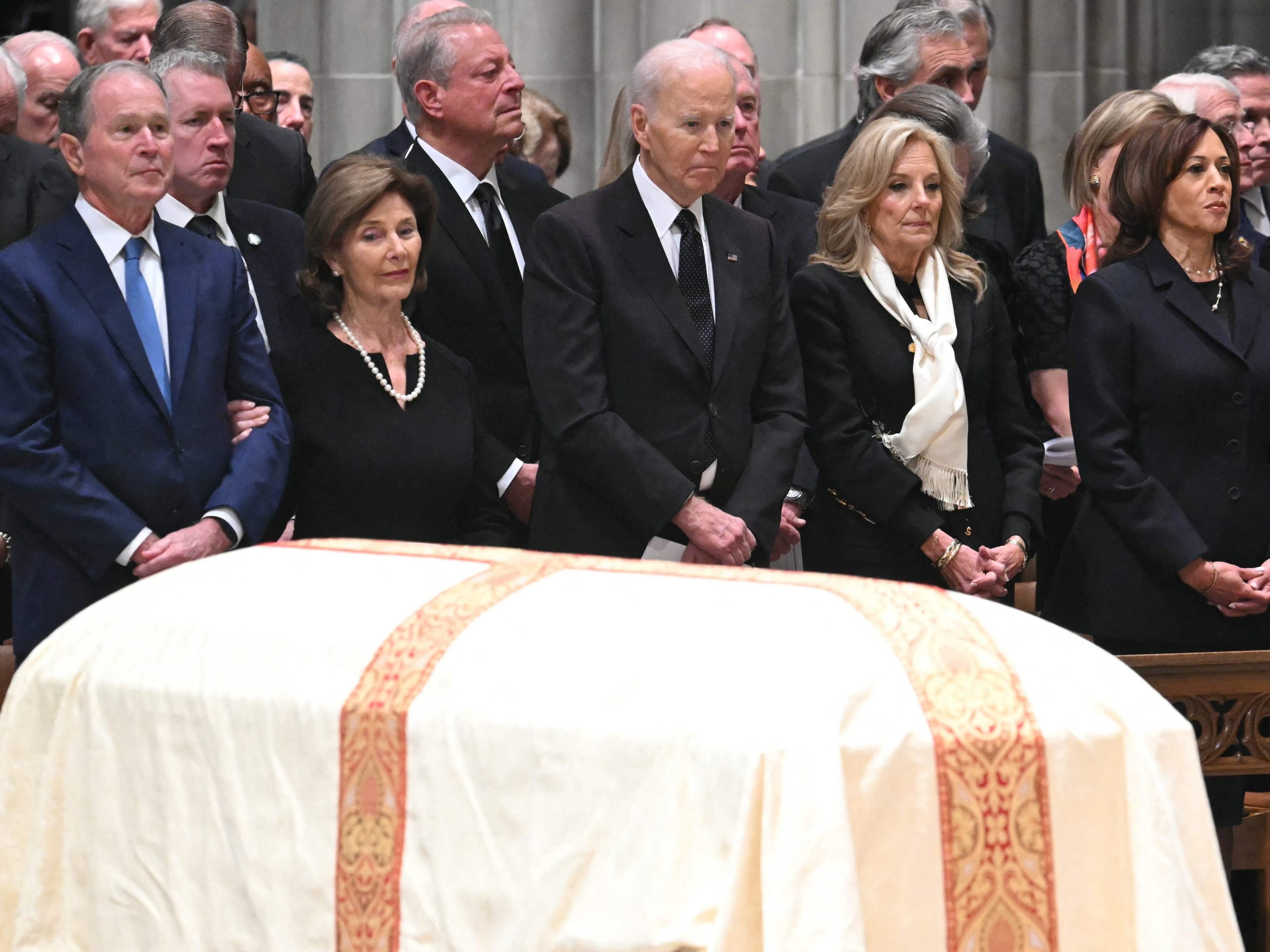 Ex-US-Vizepräsident Dick Cheney wurde beerdigt.